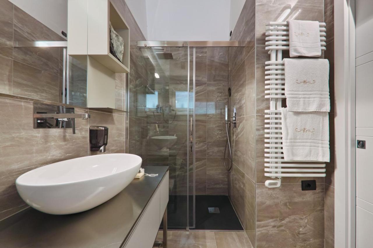Residence Caffe Maya Maslianico Ngoại thất bức ảnh