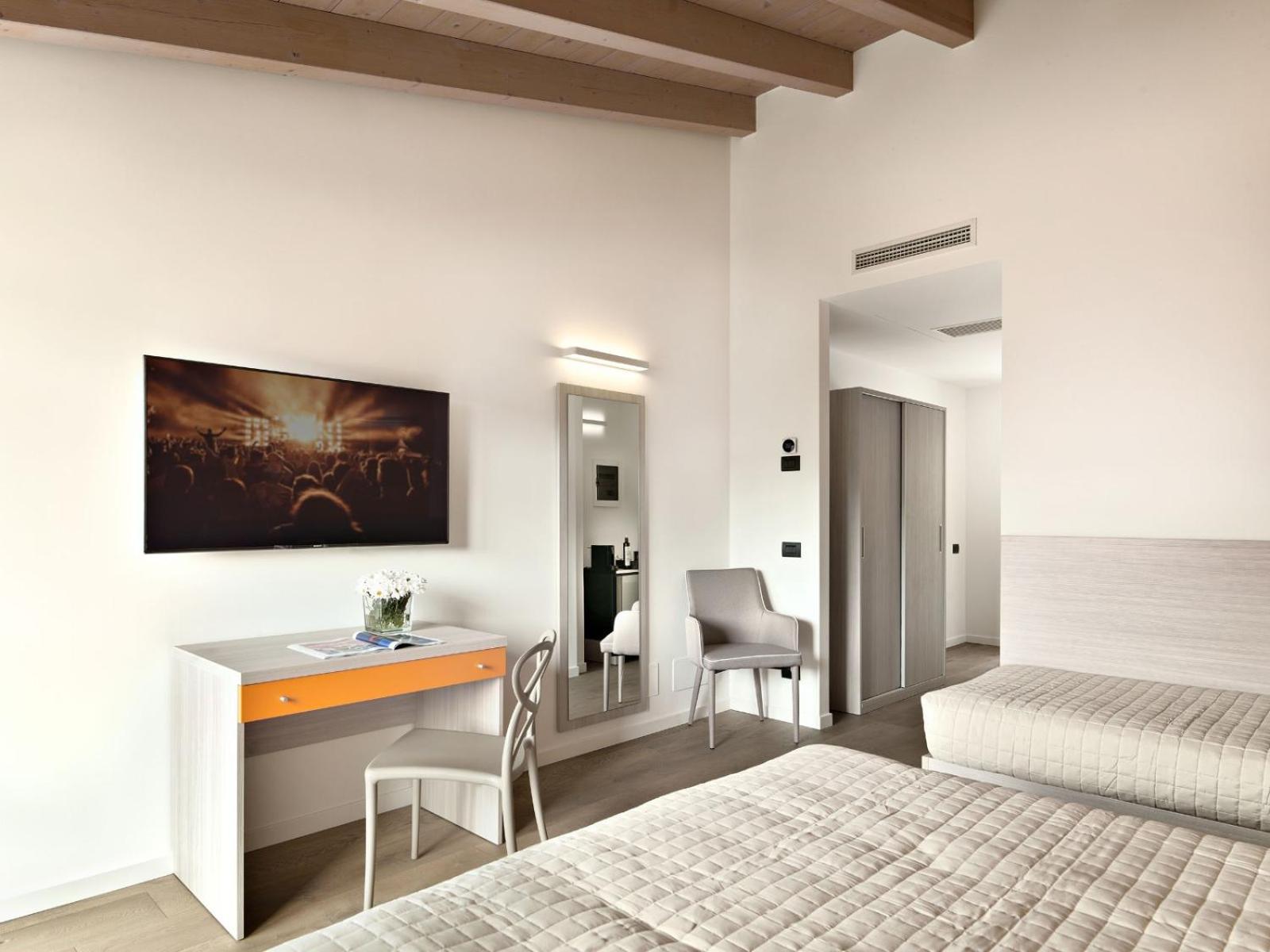 Residence Caffe Maya Maslianico Ngoại thất bức ảnh